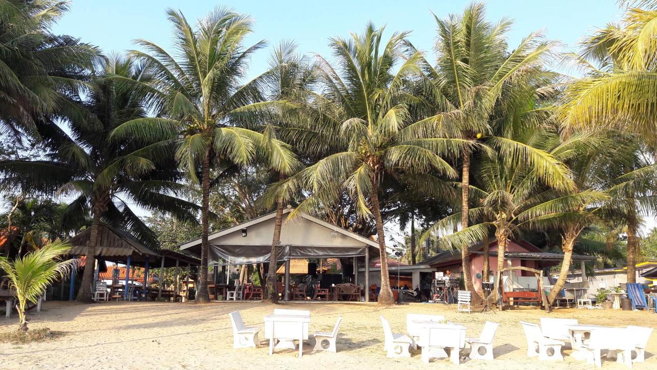 Boom Boom Beach Resort Laem Sing Chanthaburi Exteriör bild